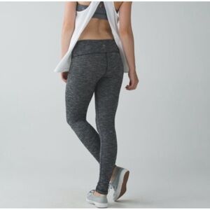 Lululemon Wunder Under Pant III in Coco Pique Black White size 6